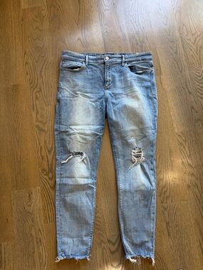 Lucky Brand Cropped Distressed Jeans